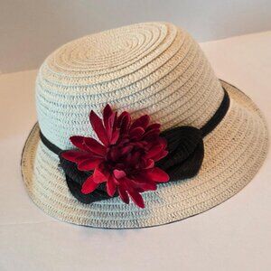 Ivory & Black straw cloche hat. Black bow and under brim Side rolled brim OS